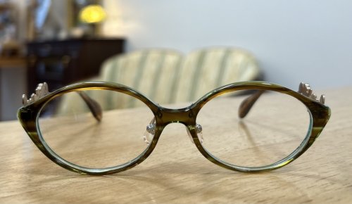 メガネ展示会　フレーム入荷